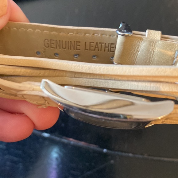 Watch - Picture 5 of 5